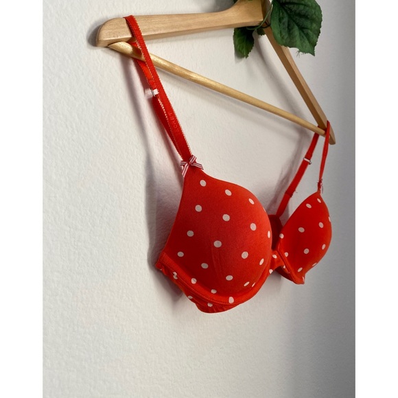 SOLD    Victoria’s Secret • Polka Dot Push Up Bra - Picture 2 of 13